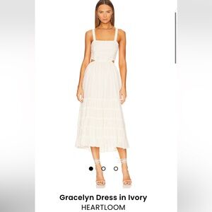 Gracelyn Dress in Ivory
HEARTLOOM
